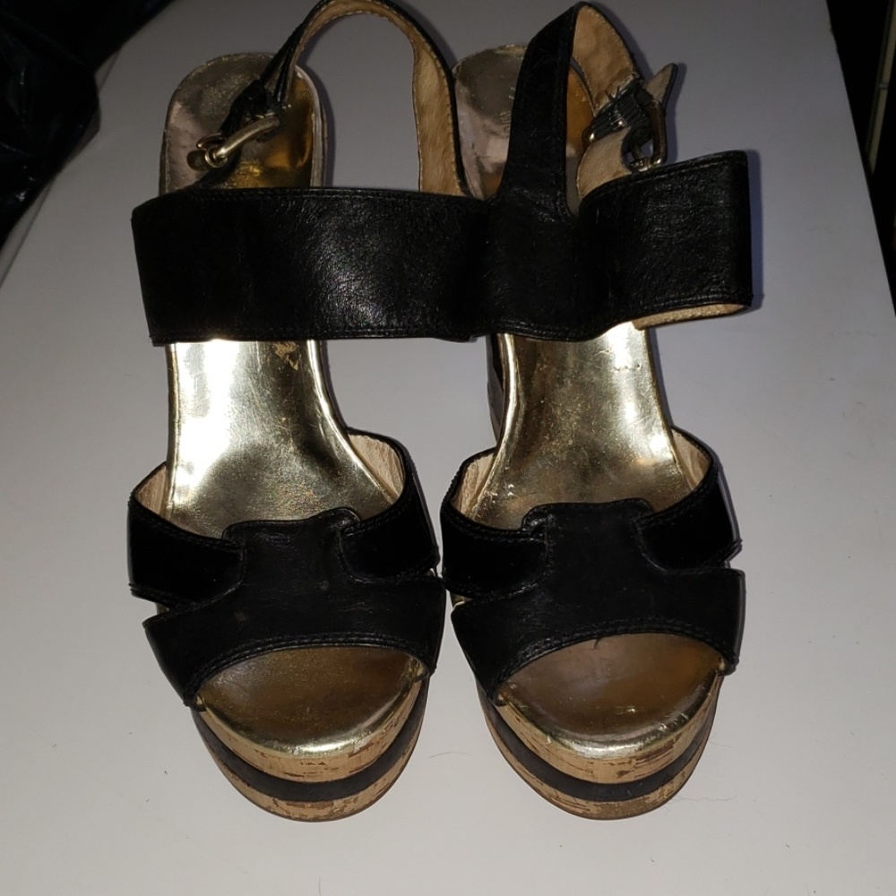 Michael Kors Gold/Black Sandals 9 1/2.